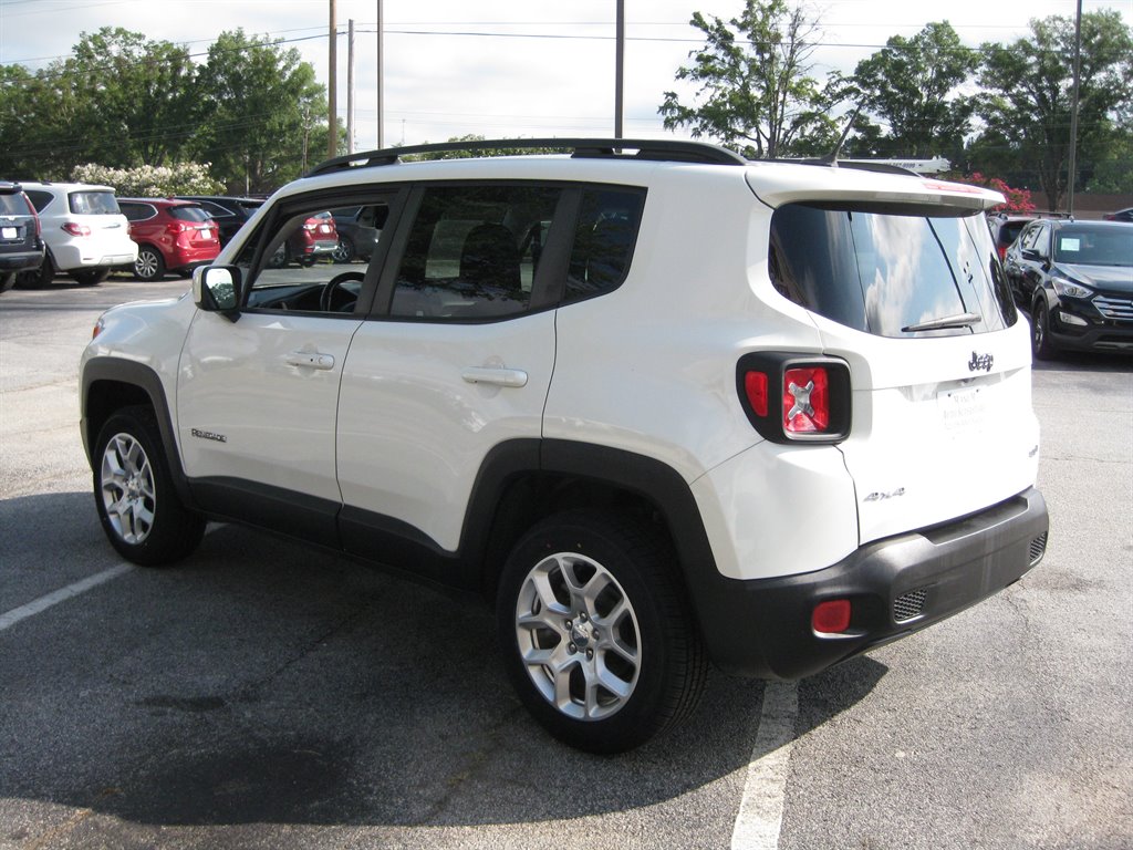 2017 Jeep Renegade - $9,500