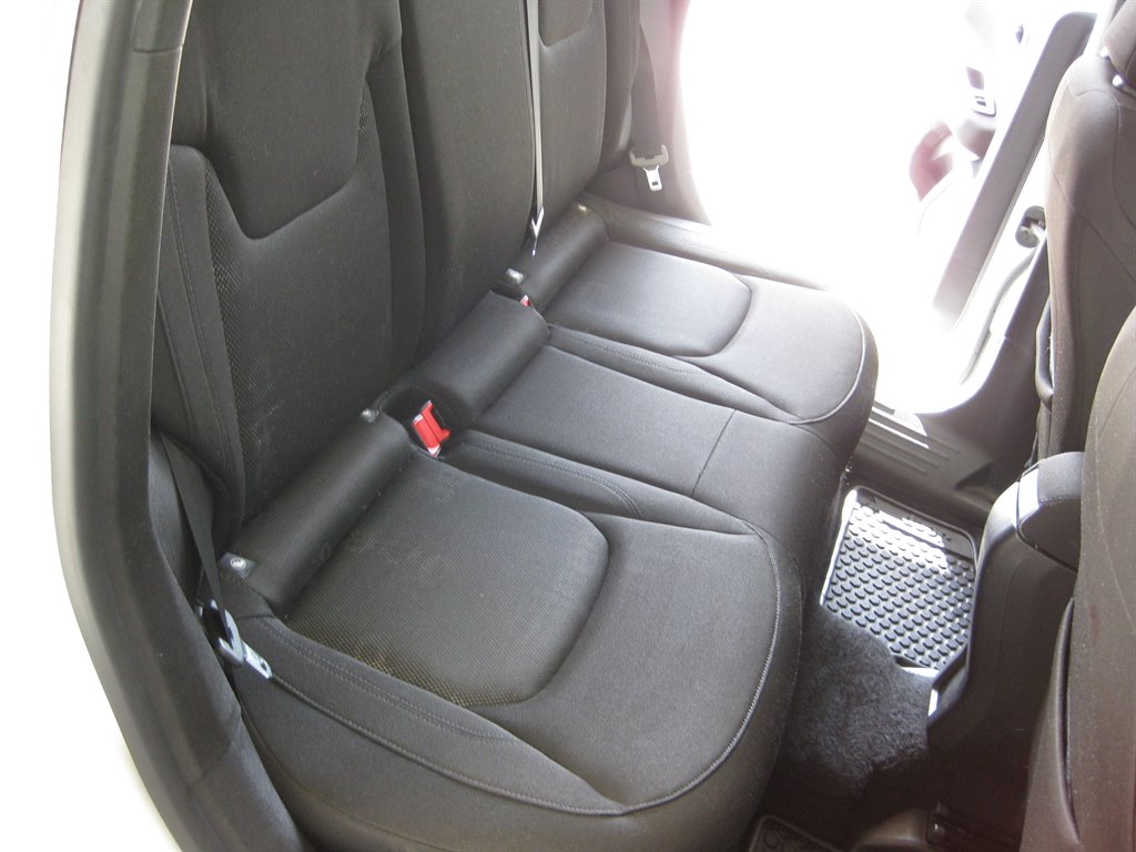 2017 Jeep Renegade - $9,500