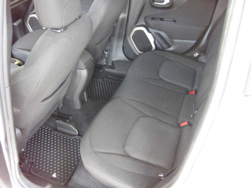 2017 Jeep Renegade - $9,500