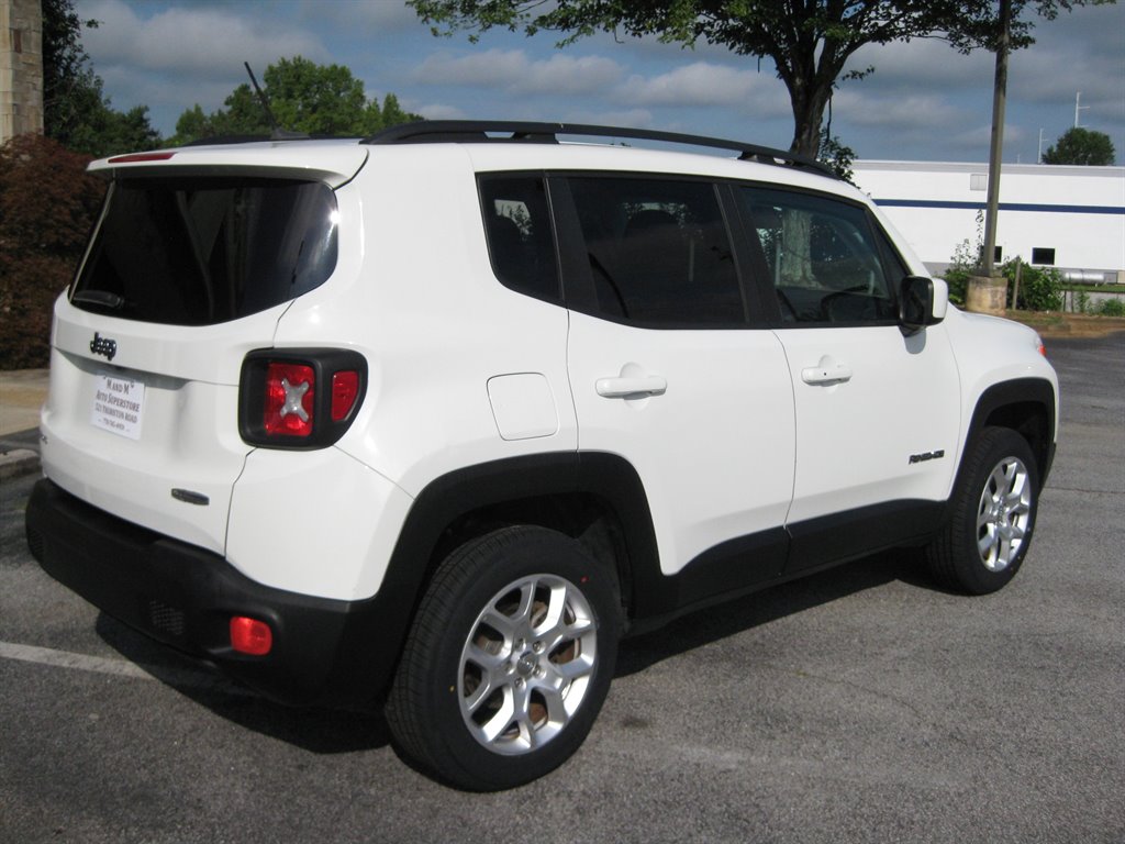 2017 Jeep Renegade - $9,500
