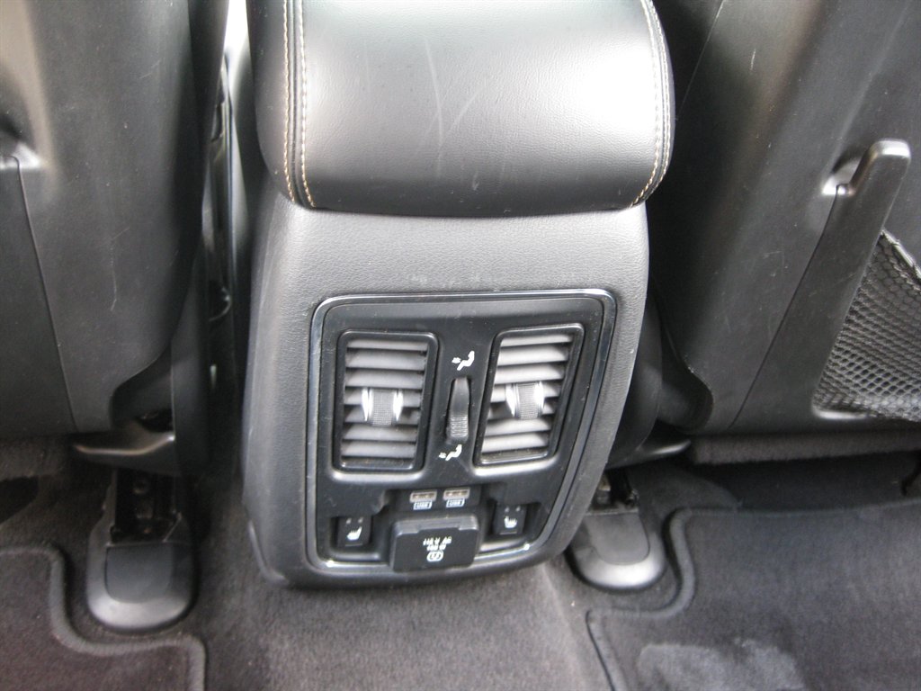 2015 Jeep Cherokee - $9,500