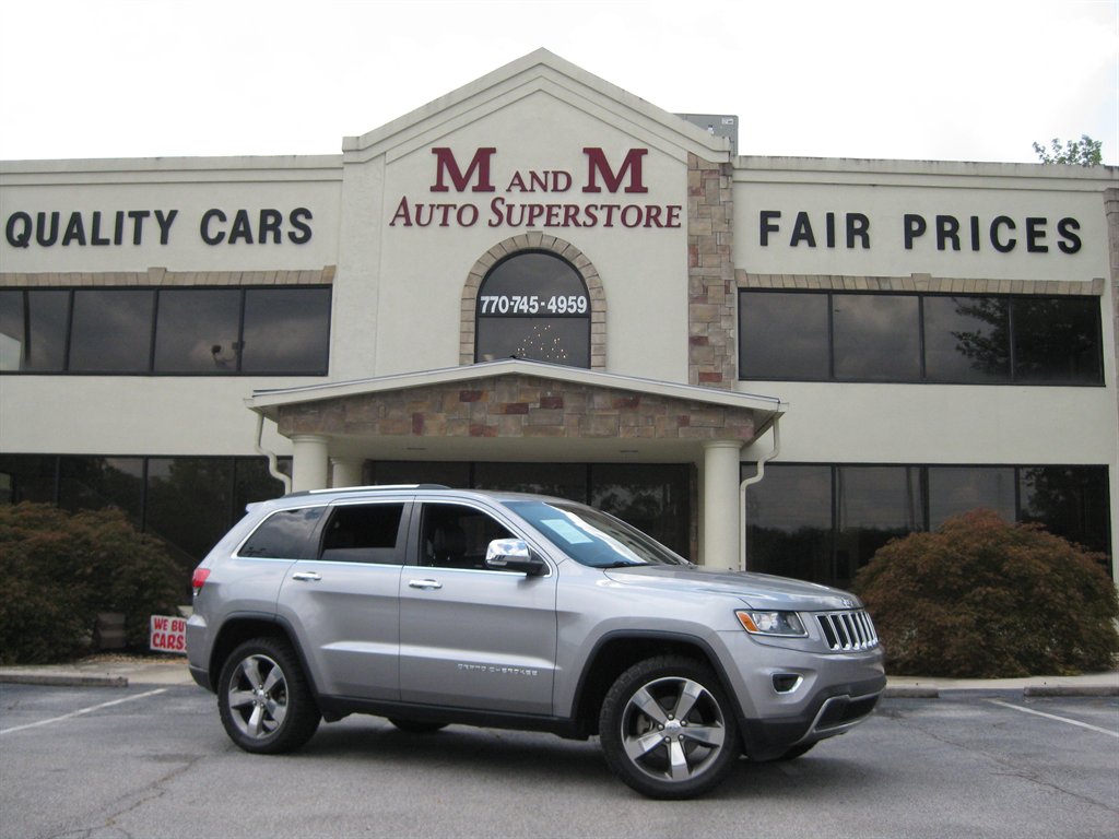 2015 Jeep Cherokee - $9,500