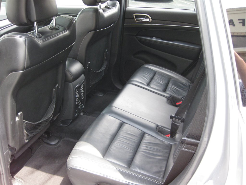 2015 Jeep Cherokee - $9,500