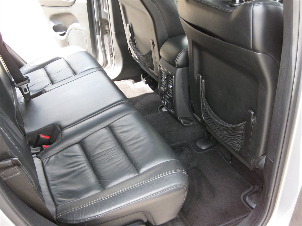 2015 Jeep Cherokee - $9,500