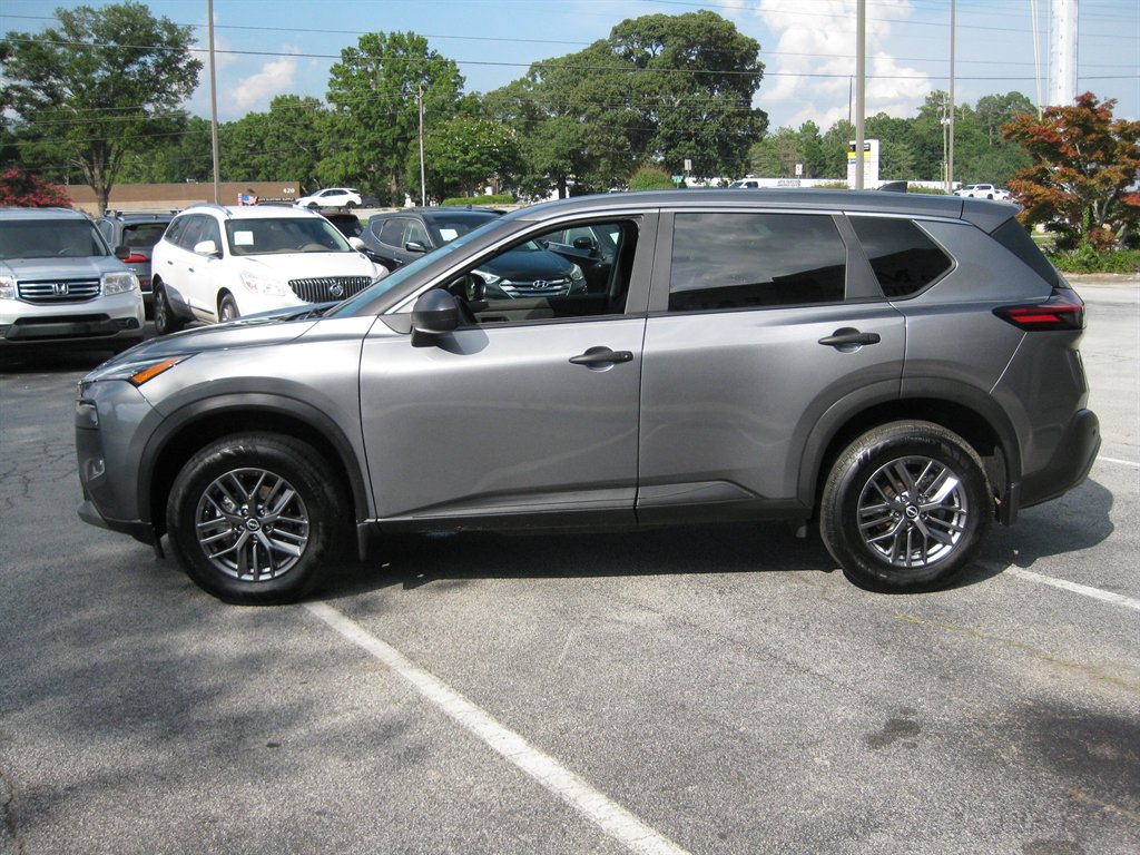 2023 Nissan Rogue - $15,500