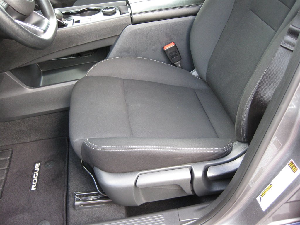 2023 Nissan Rogue - $15,500
