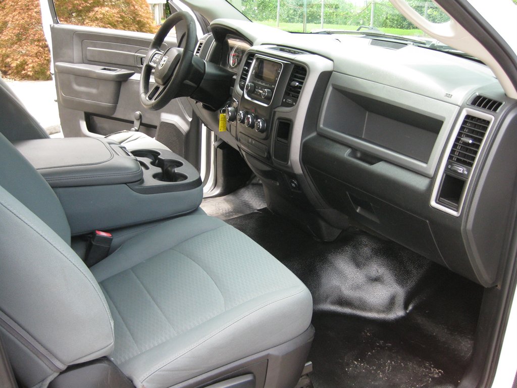 2017 Ram 1500 - $9,500