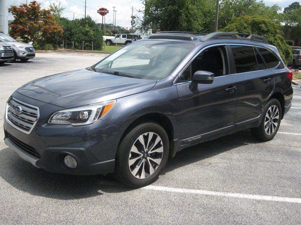2017 Subaru Outback - $13,750