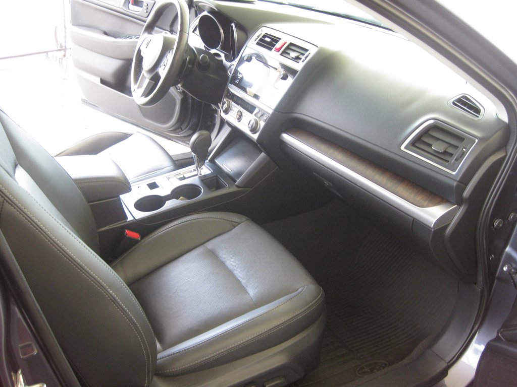 2017 Subaru Outback - $13,750