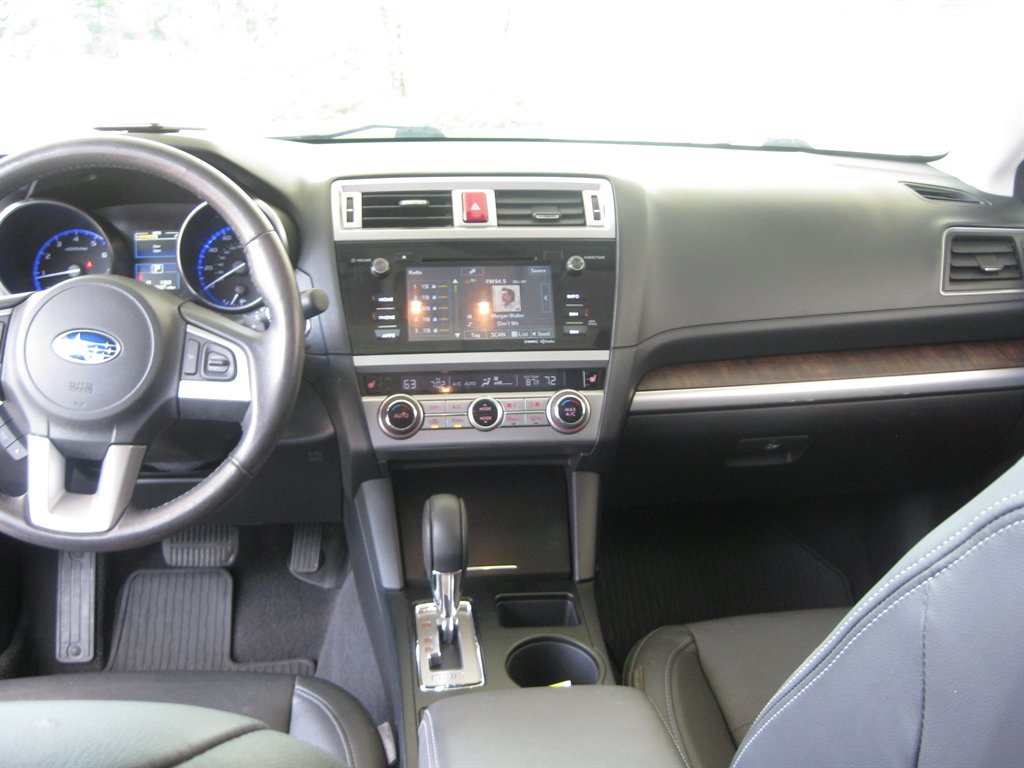 2017 Subaru Outback - $13,750