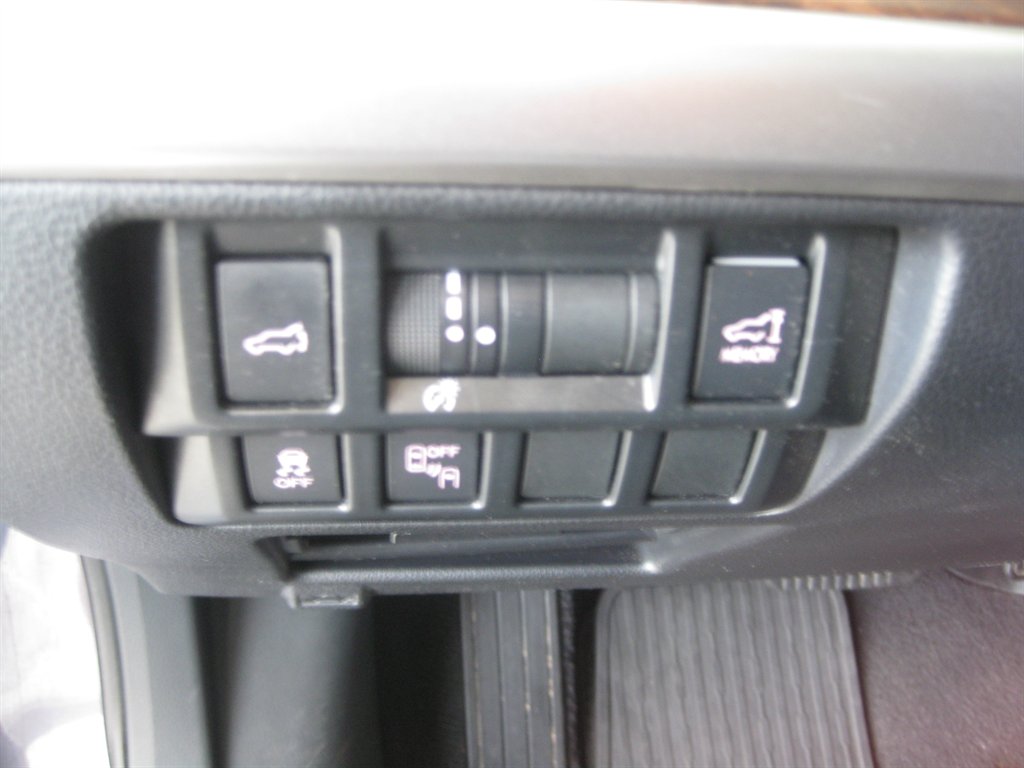 2017 Subaru Outback - $13,750
