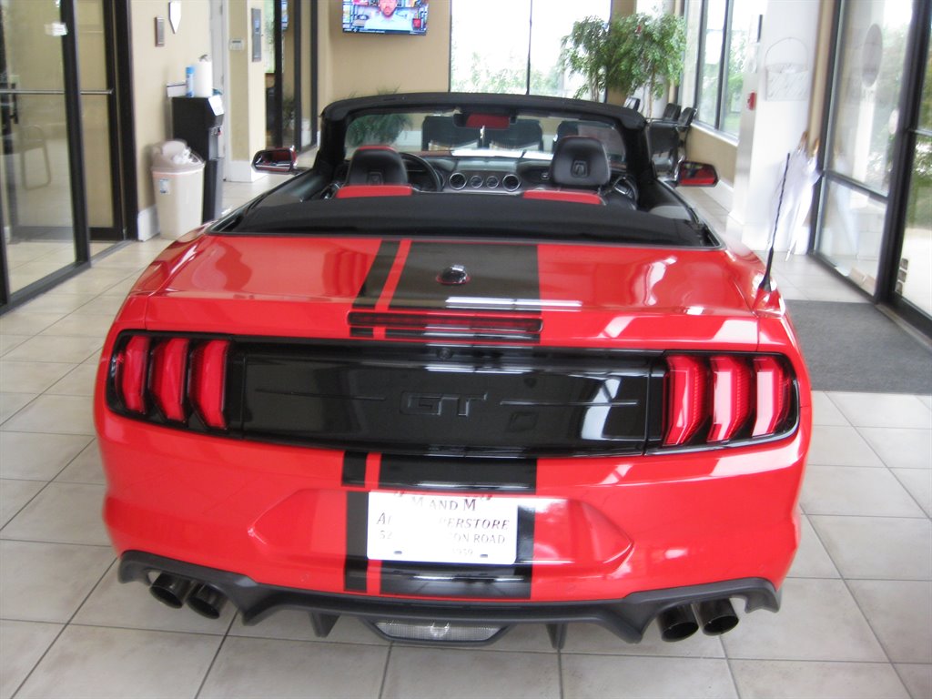2020 Ford Mustang - $41,500