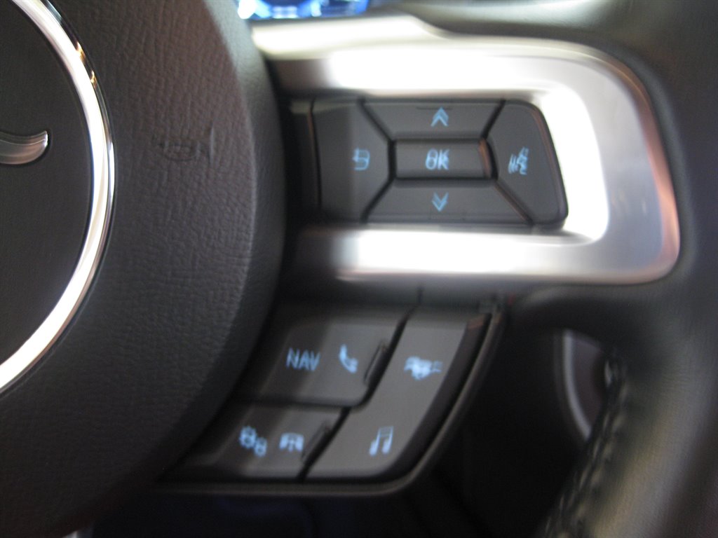 2020 Ford Mustang - $41,500