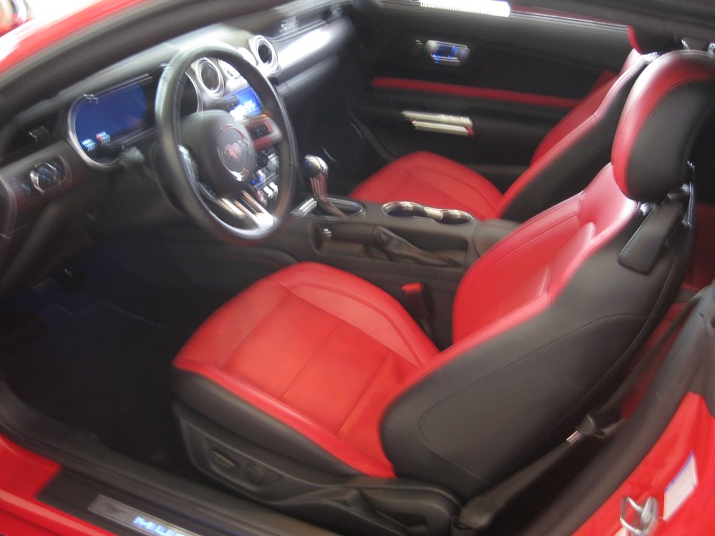2020 Ford Mustang - $41,500