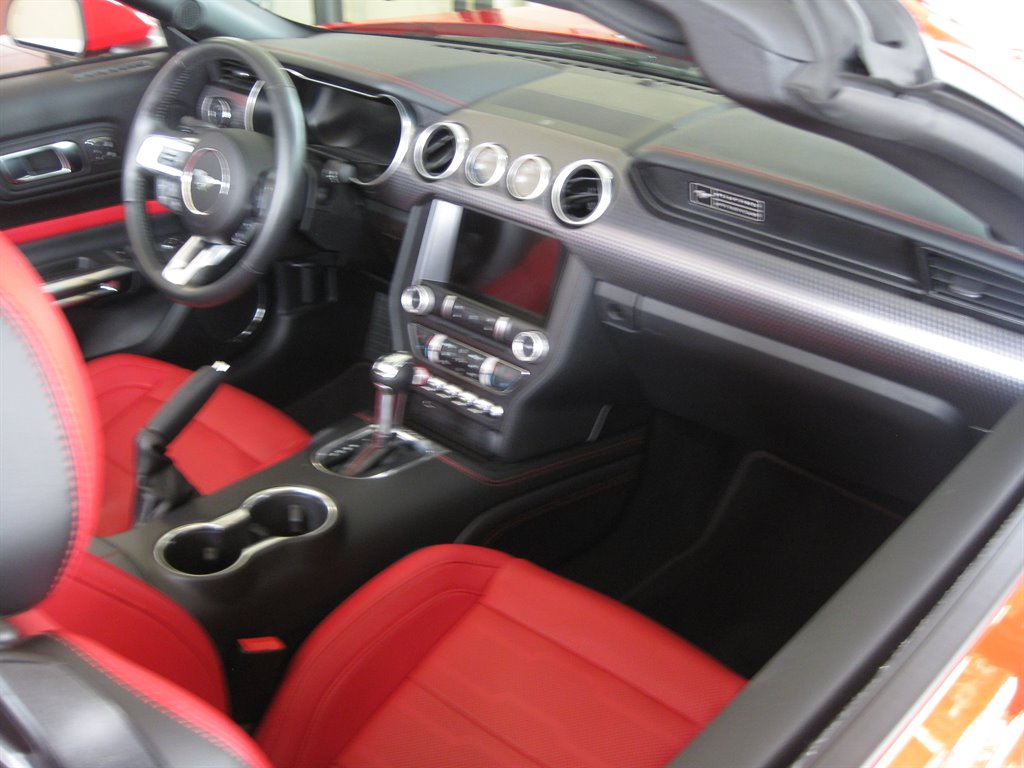 2020 Ford Mustang - $41,500
