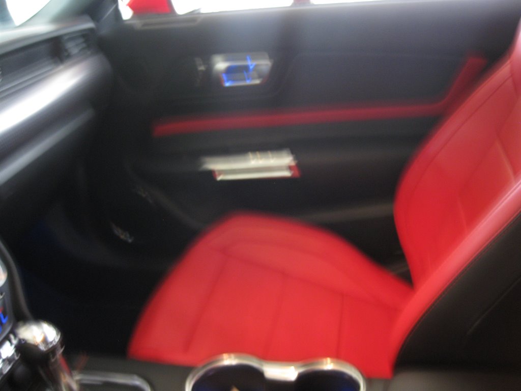 2020 Ford Mustang - $41,500