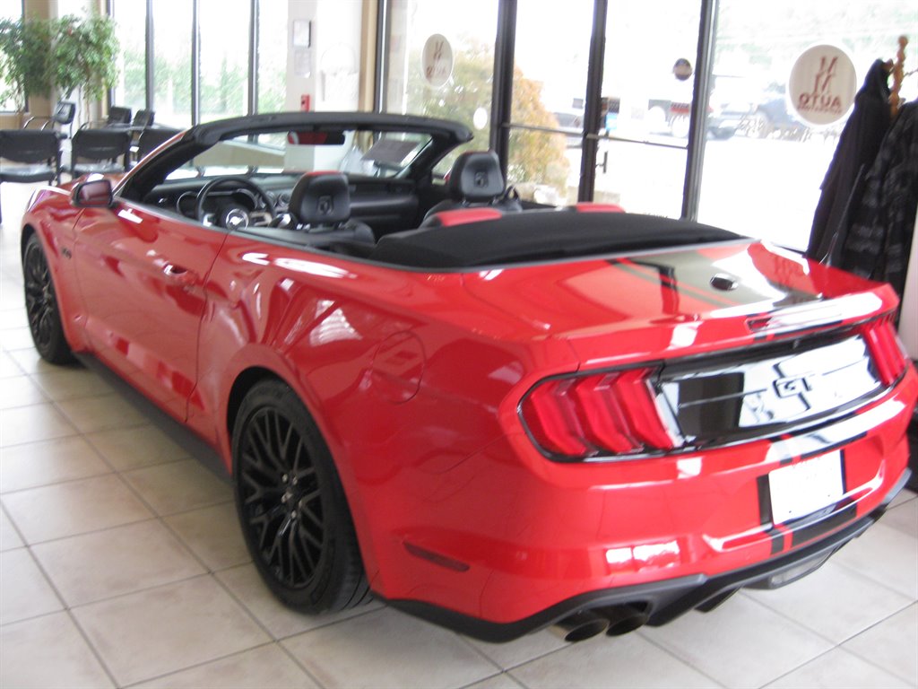 2020 Ford Mustang - $41,500