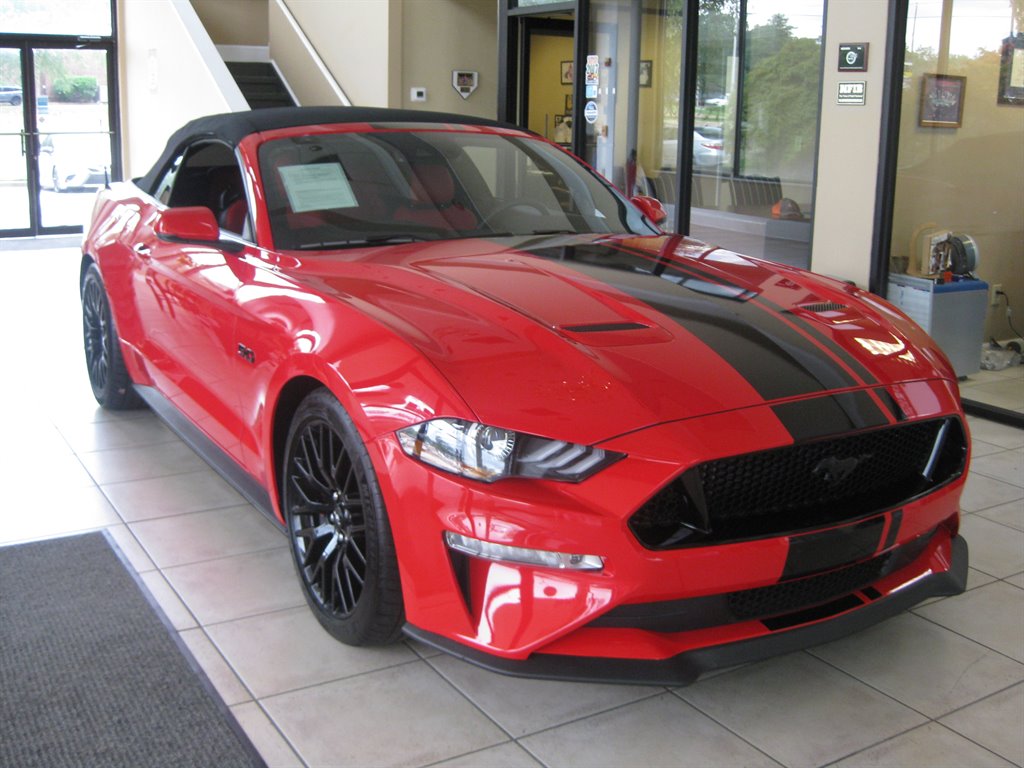 2020 Ford Mustang - $41,500
