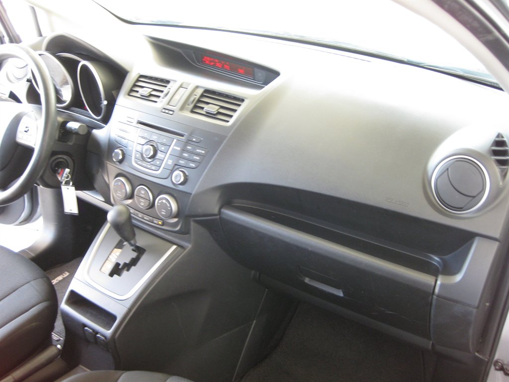 2015 MAZDA MAZDA5 - $7,001
