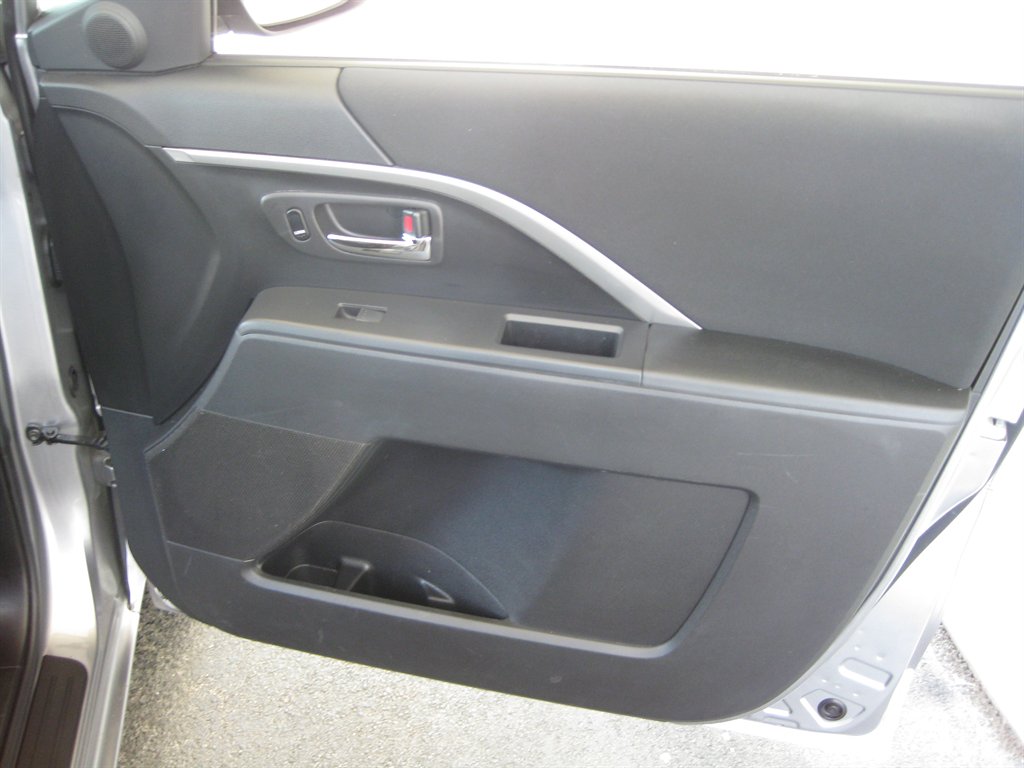 2015 MAZDA MAZDA5 - $7,001