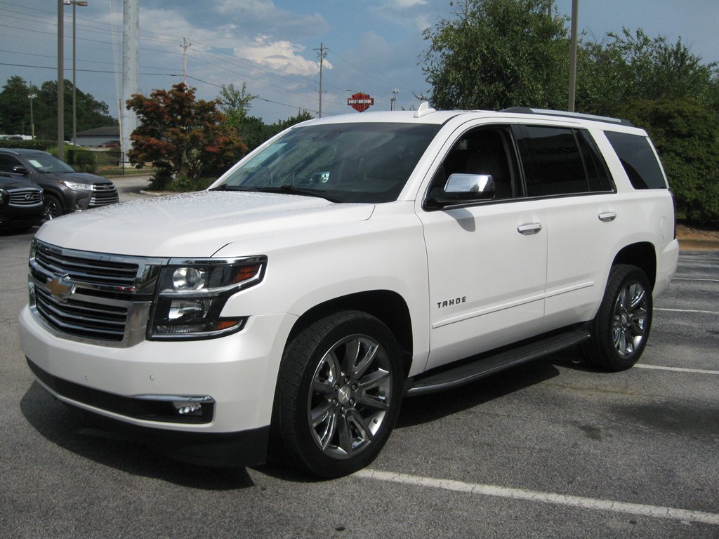 2019 Chevrolet Tahoe - $25,500