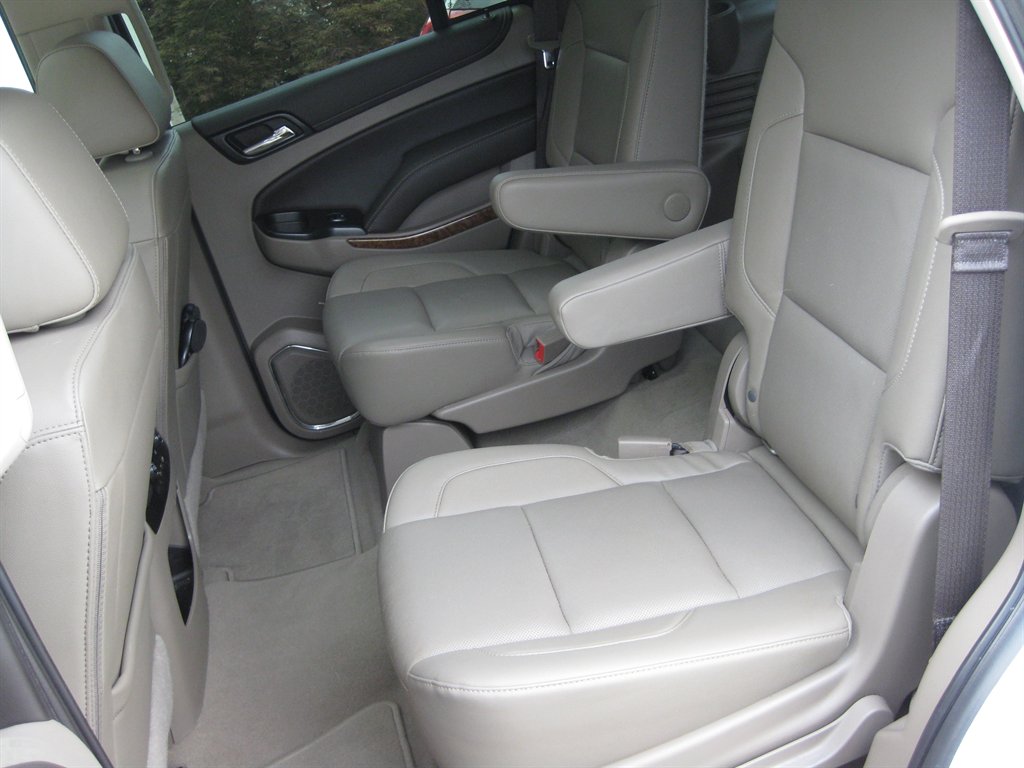 2019 Chevrolet Tahoe - $25,500