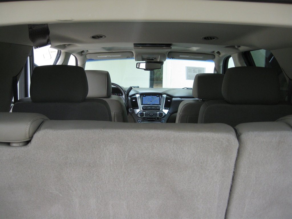 2019 Chevrolet Tahoe - $25,500