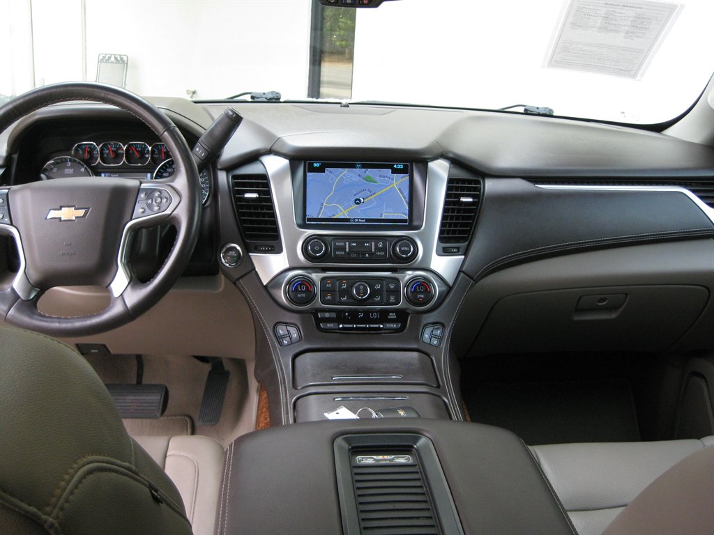 2019 Chevrolet Tahoe - $25,500