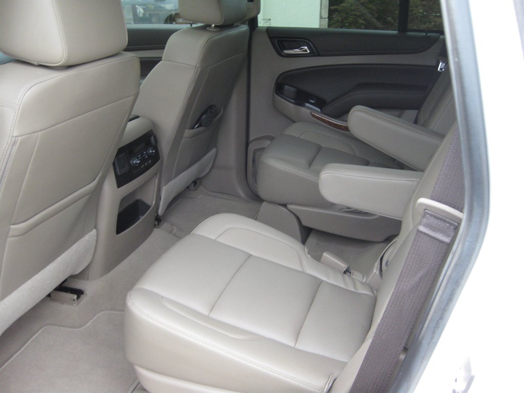 2019 Chevrolet Tahoe - $25,500