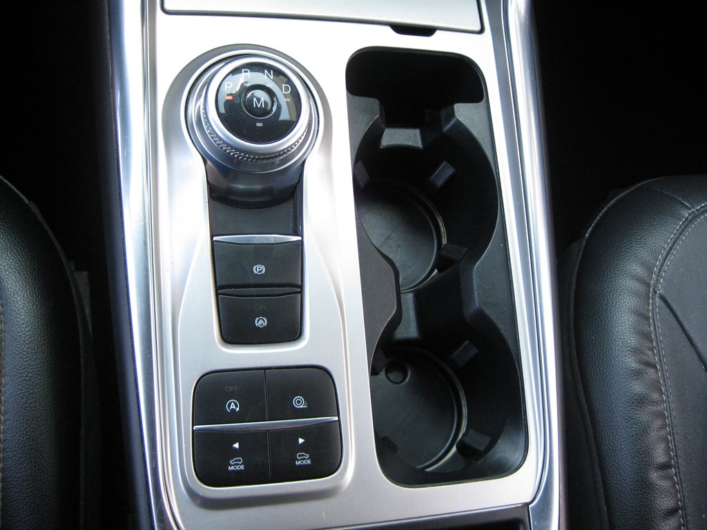 2020 Ford Explorer - $18,500