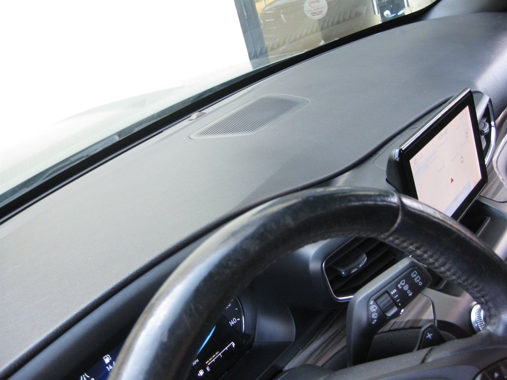 2020 Ford Explorer - $18,500