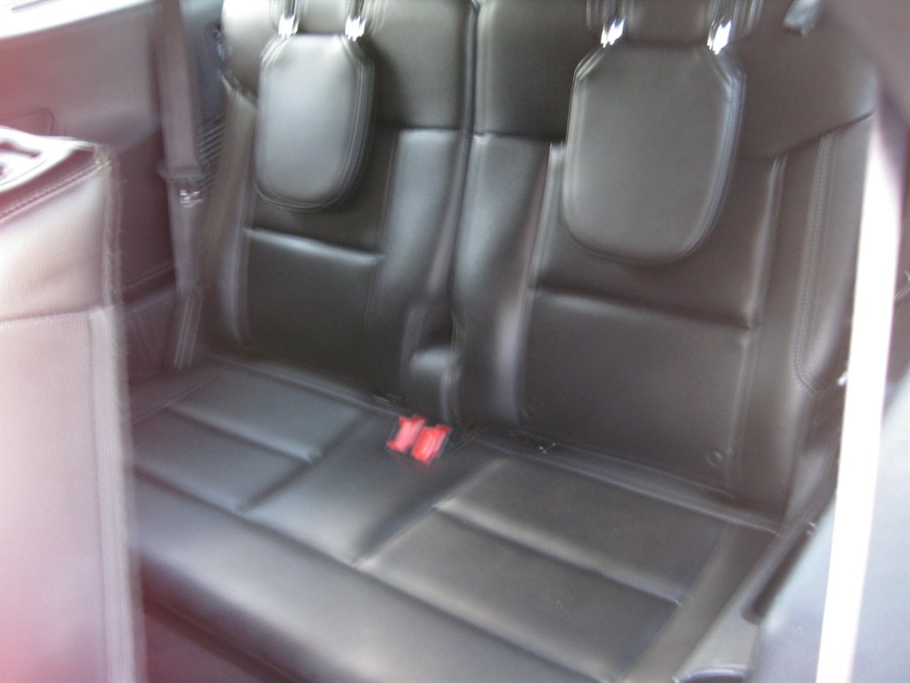 2020 Ford Explorer - $18,500