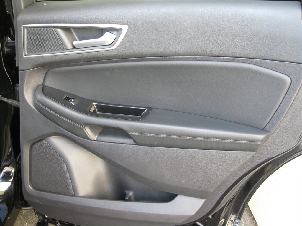 2020 Ford Edge - $9,001