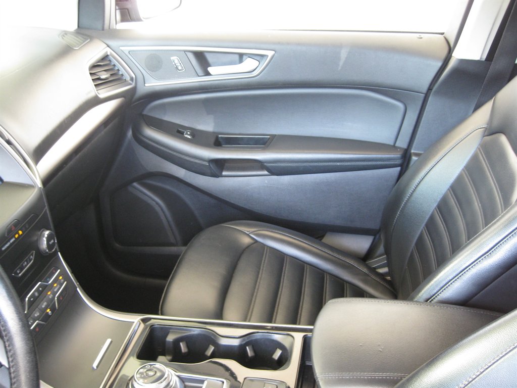 2020 Ford Edge - $9,001