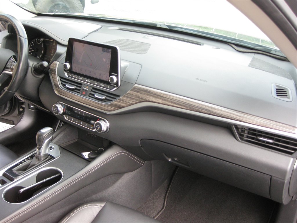 2019 Nissan Altima - $12,001