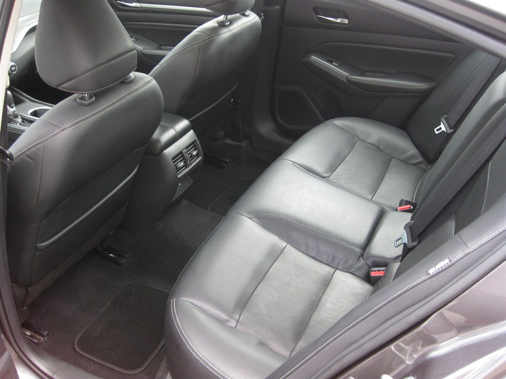 2019 Nissan Altima - $12,001