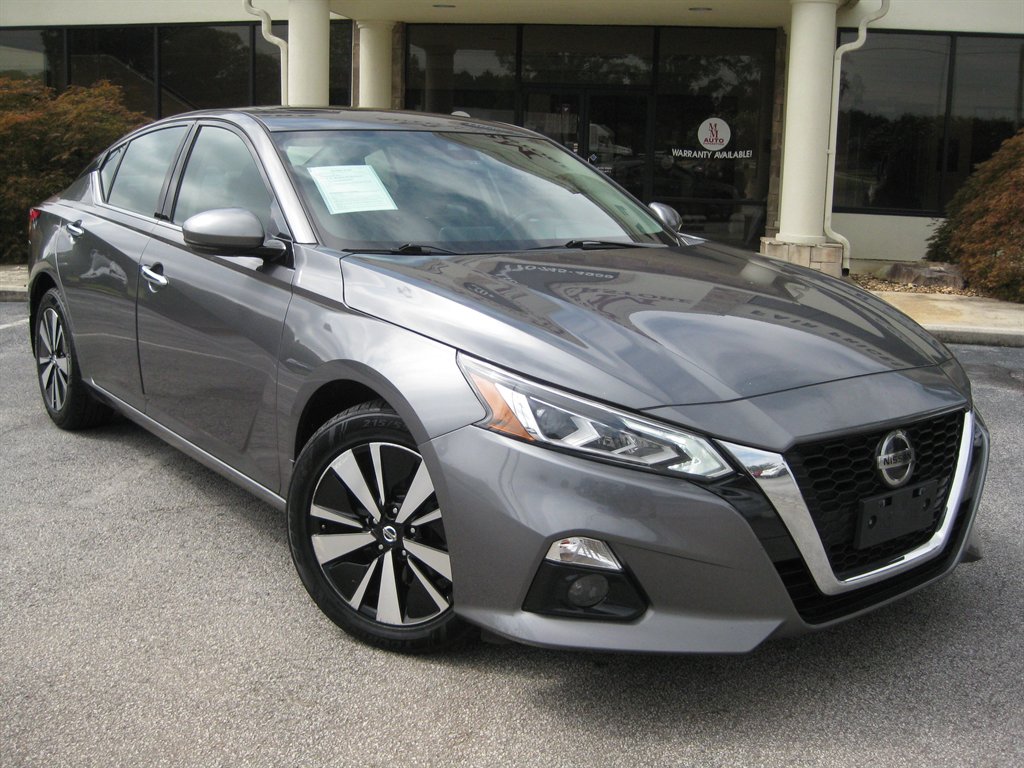 2019 Nissan Altima - $12,001