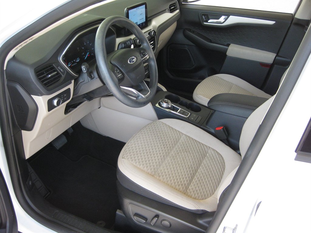 2020 Ford Escape - $14,001