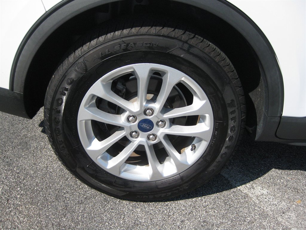 2020 Ford Escape - $14,001