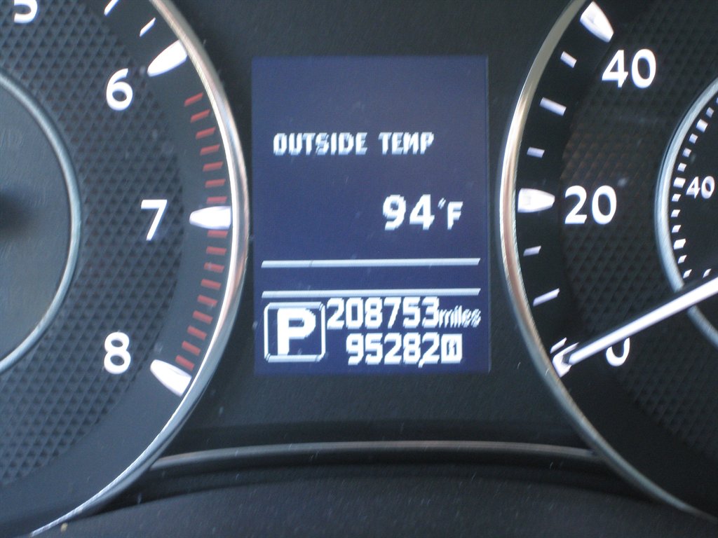 2018 Nissan Armada - $9,500