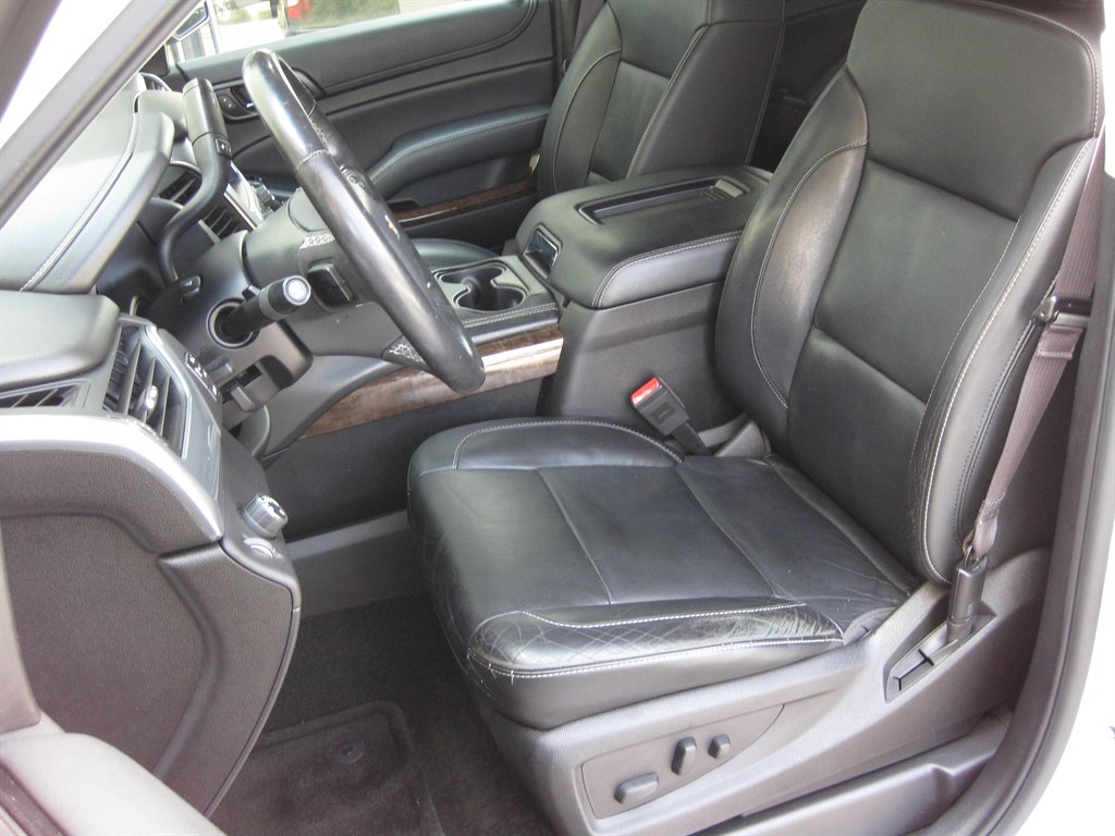 2016 Chevrolet Tahoe - $15,500