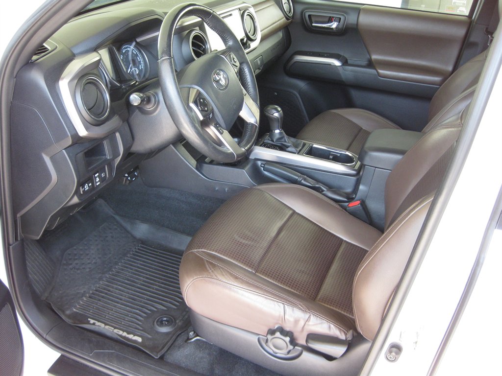 2018 Toyota Tacoma - $27,500