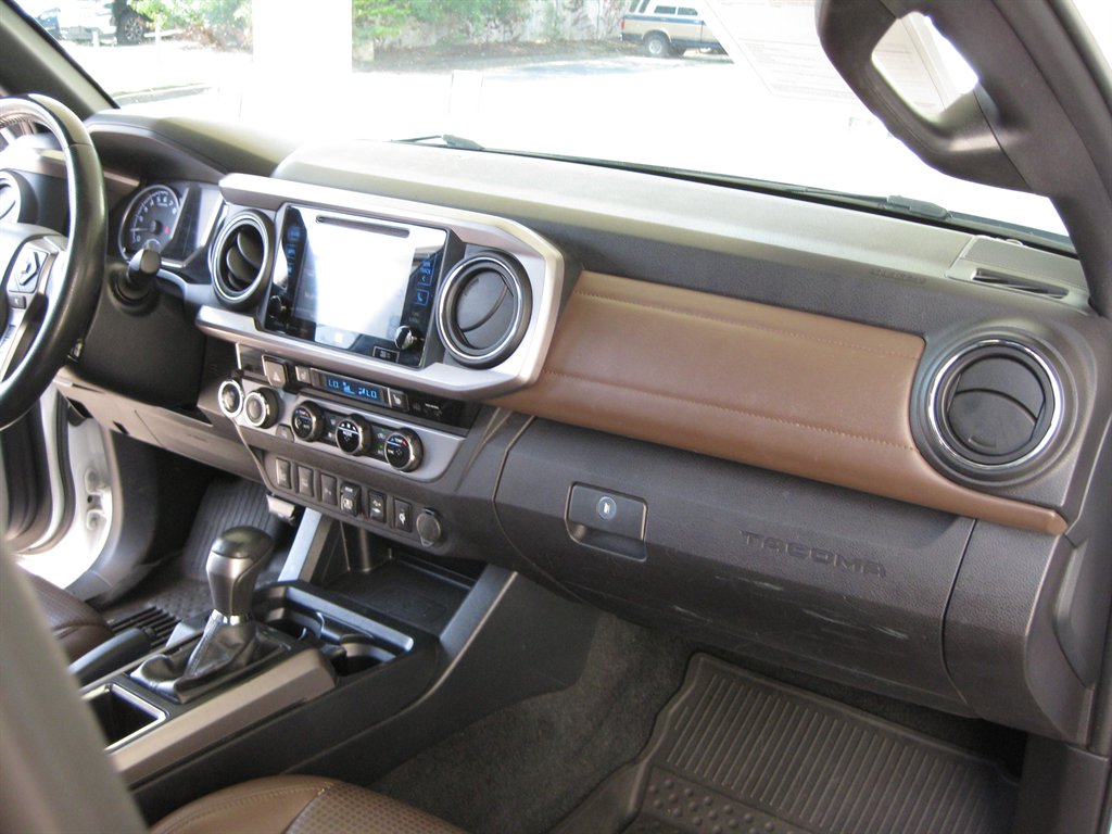 2018 Toyota Tacoma - $27,500