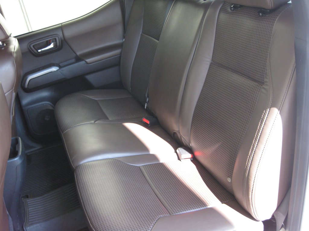 2018 Toyota Tacoma - $27,500
