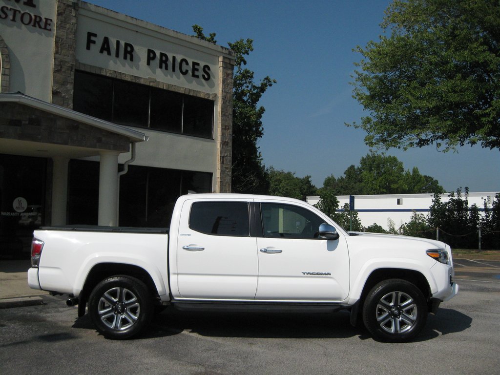 2018 Toyota Tacoma - $27,500