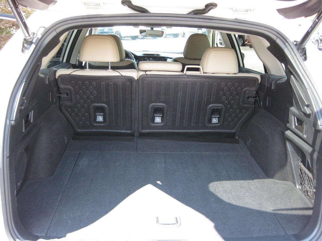 2022 Subaru Outback - $23,500