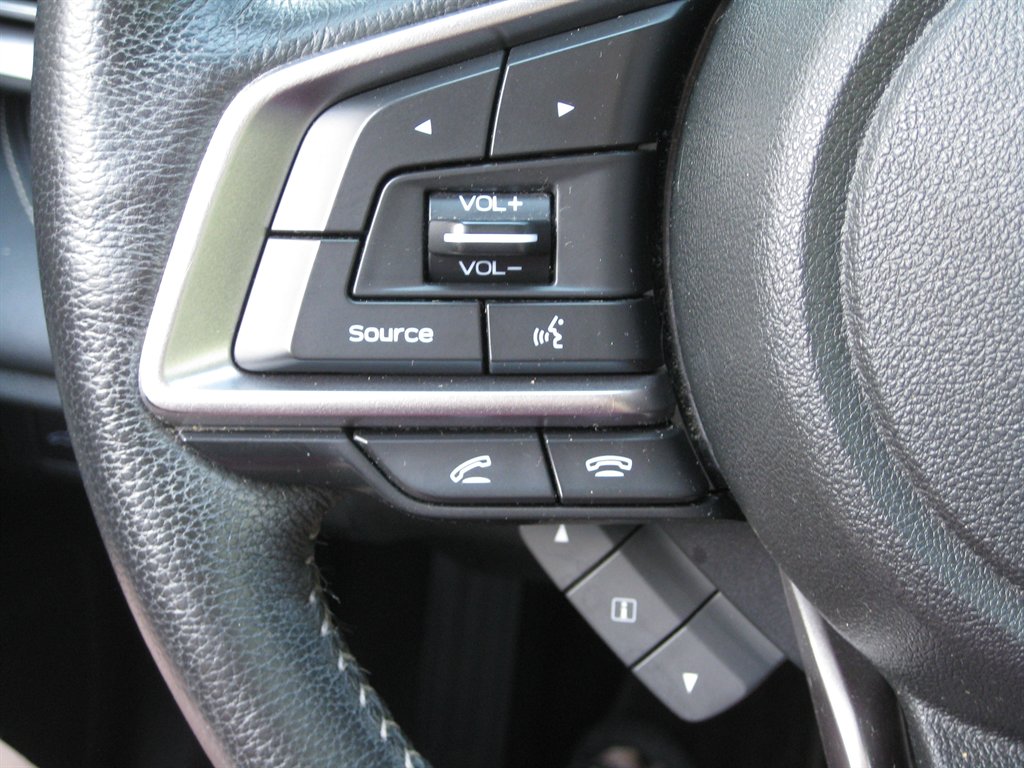 2022 Subaru Outback - $23,500