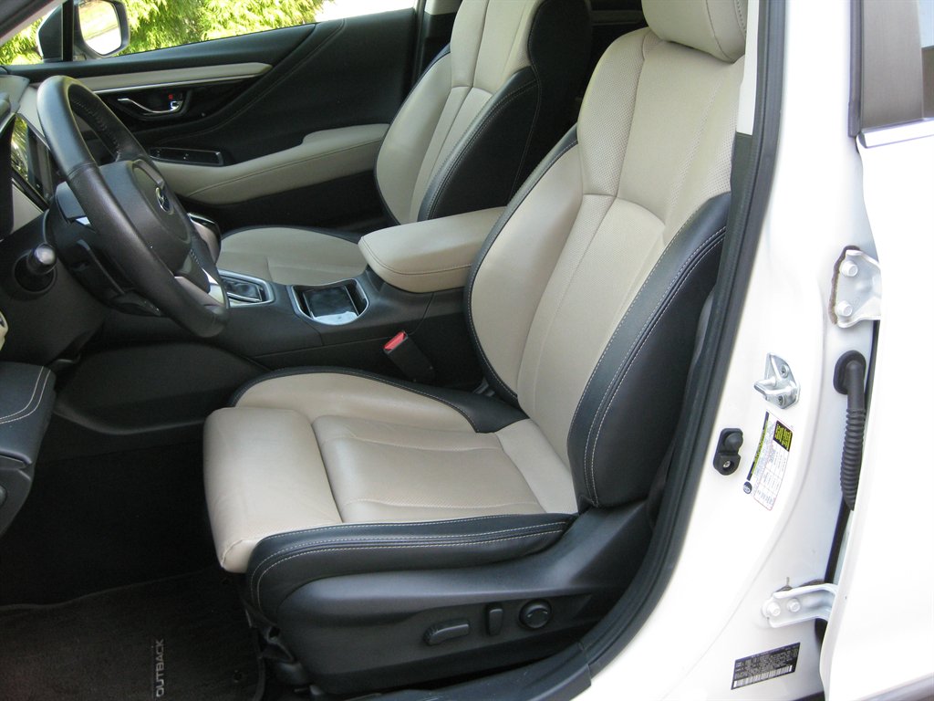 2022 Subaru Outback - $23,500
