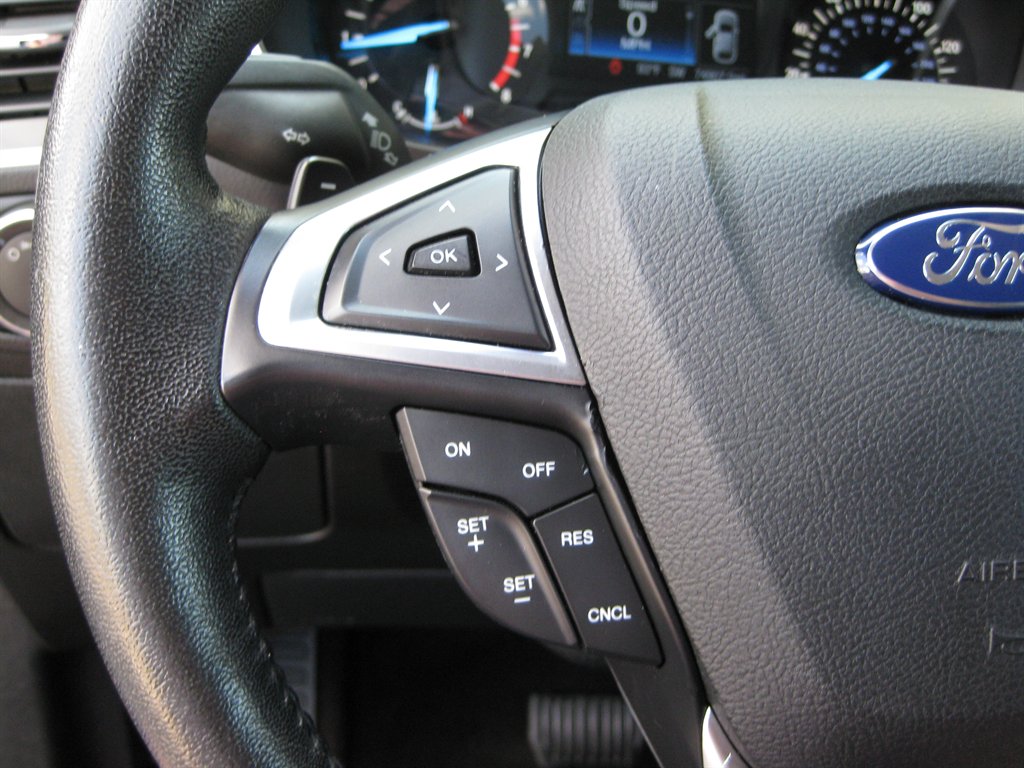 2016 Ford Edge - $11,500