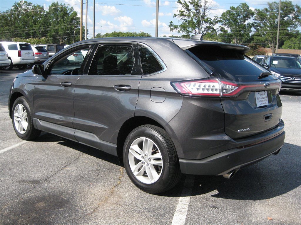 2016 Ford Edge - $11,500
